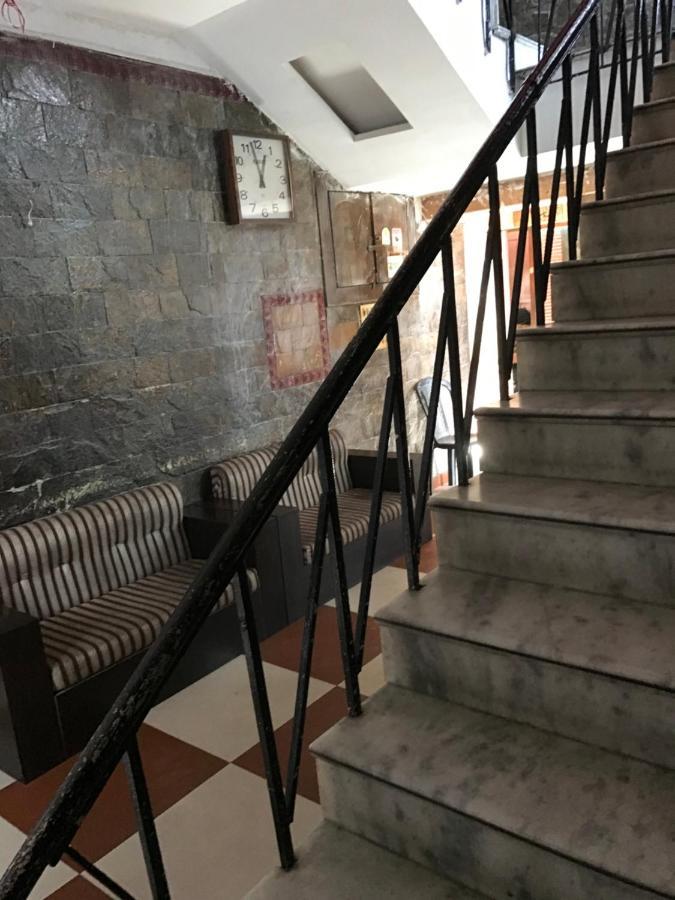 Hotel Natraj Bulandshahr Eksteriør bilde