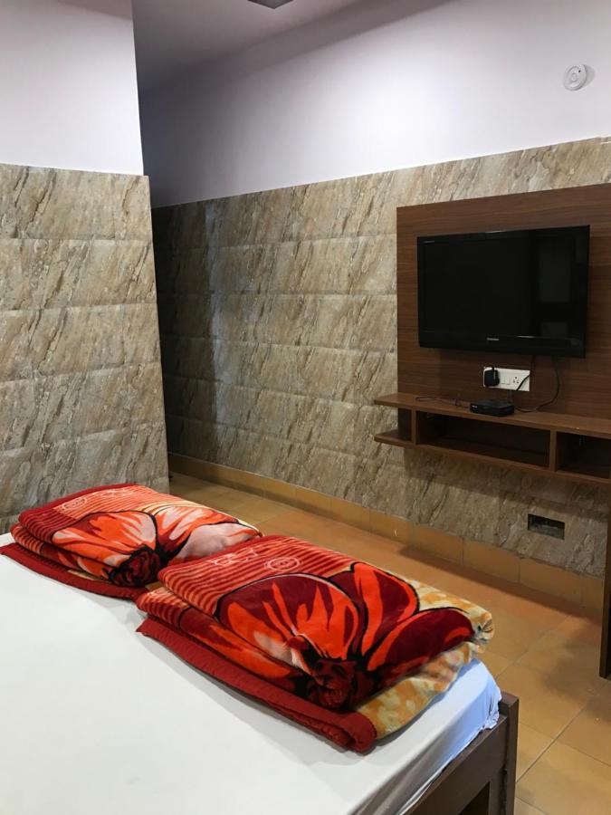 Hotel Natraj Bulandshahr Eksteriør bilde