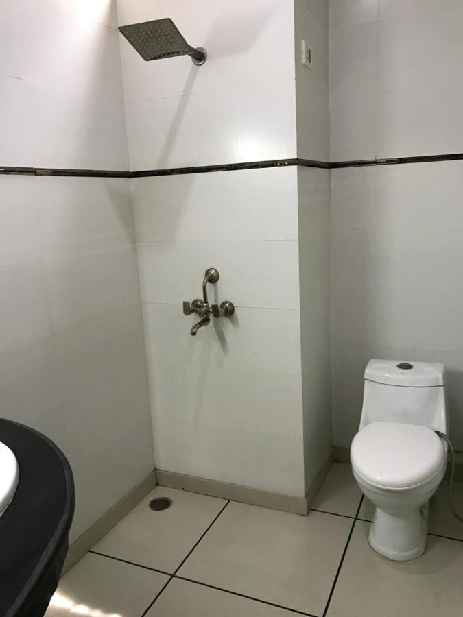 Hotel Natraj Bulandshahr Eksteriør bilde