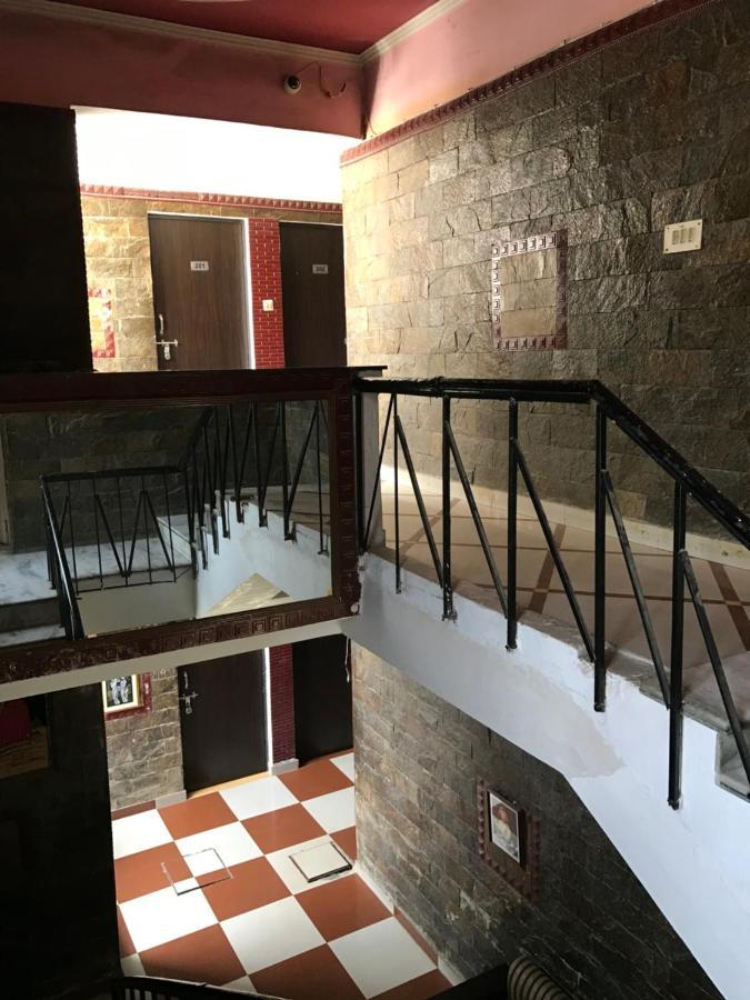 Hotel Natraj Bulandshahr Eksteriør bilde